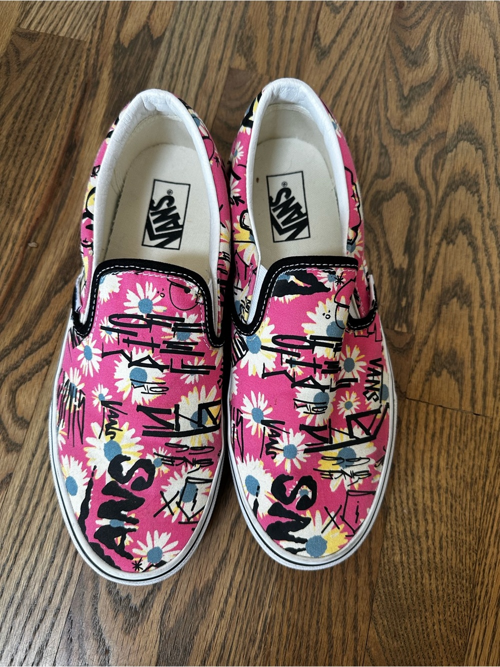 Vans Pink Floral graffiti Slip-On Sneakers with Graphic Accents